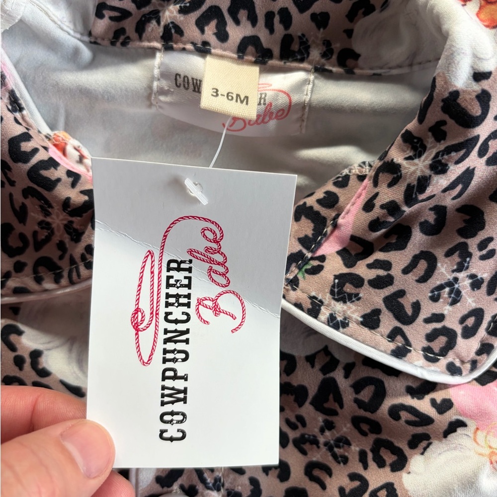 Cowpuncher Babe Baby Christmas Pajamas ๐งโ๐ - Picture 2 of 3